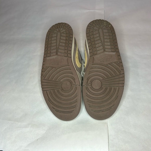 Jordan 1 low SE craft’ inside out - Picture 2 of 5